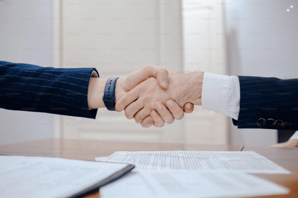 métiers,aide à domicile,accompagnant éducatif et social,technicien de l'intervention,technicien de l'intervention sociale et familiale,tâches,missions,accompagner au quotidien,aides à domicile,metiers